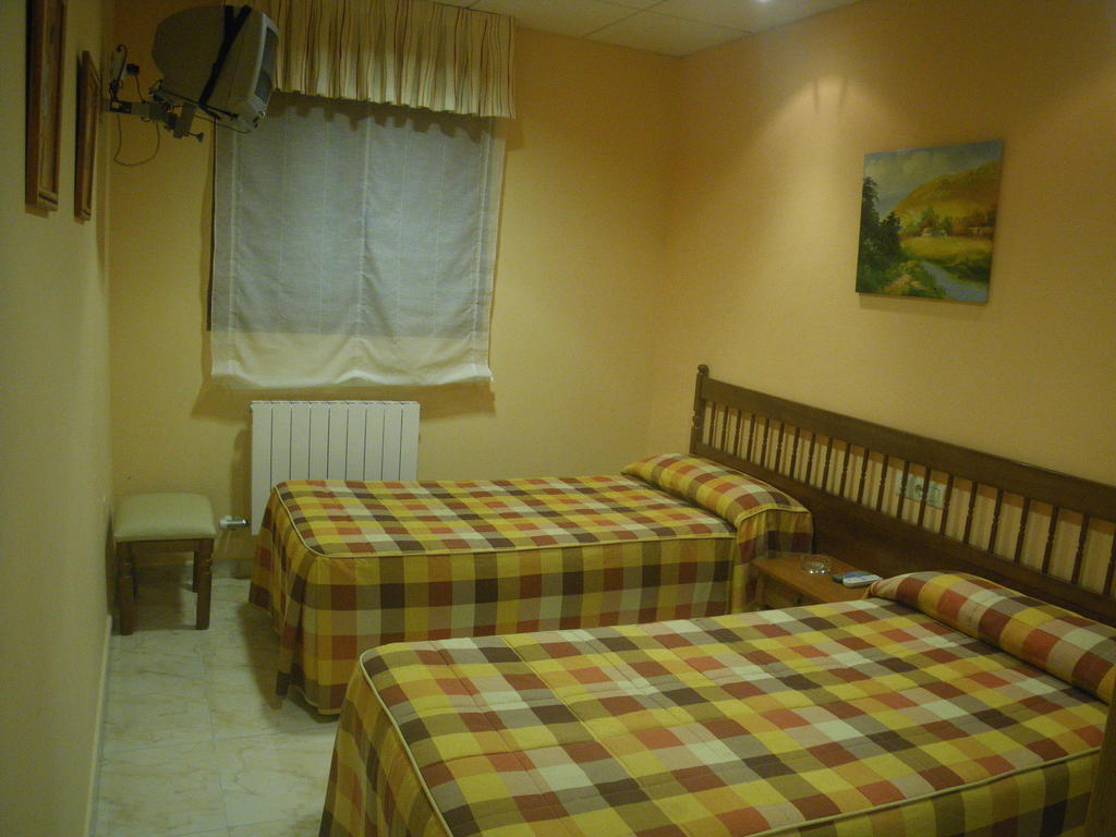 Duque De Osuna Medina De Rioseco Room photo