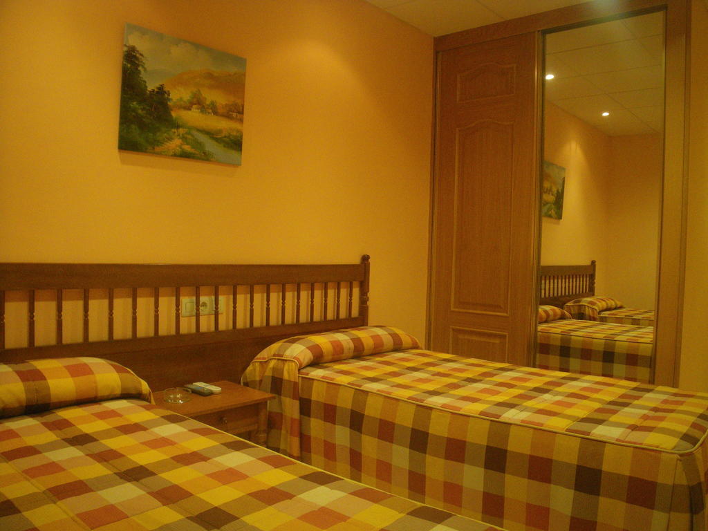 Duque De Osuna Medina De Rioseco Room photo